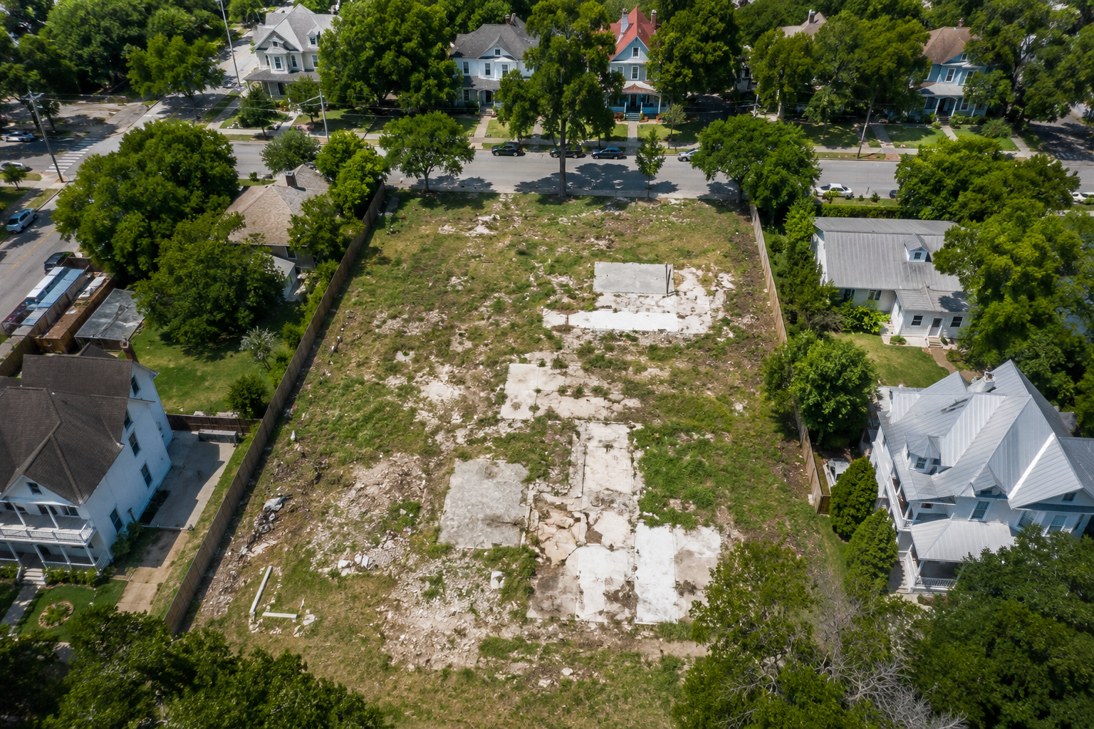 Structuring a Private-Capital Raise for a Community-Focused Texas Development